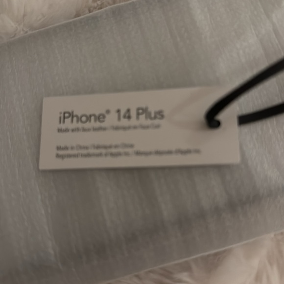 Bandolier Sabrina Vegan Wristlet in Leopard/Gold for the iPhone 14 Plus - Picture 7 of 7